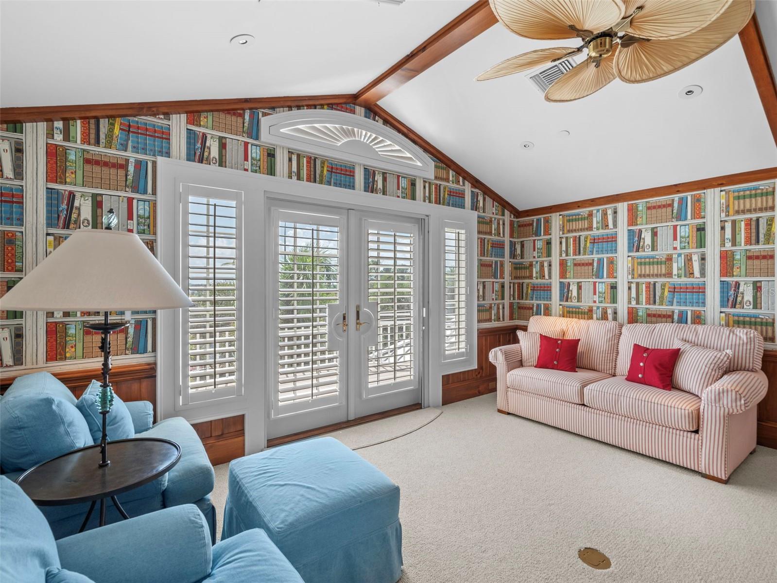 D6142460 Property Photo