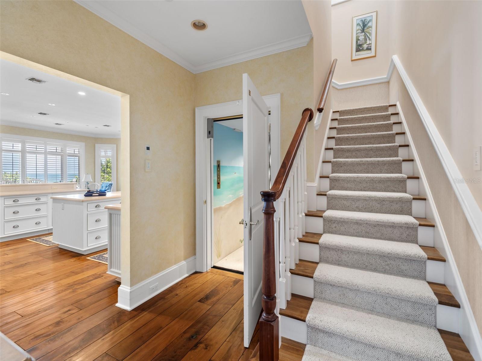 D6142460 Property Photo