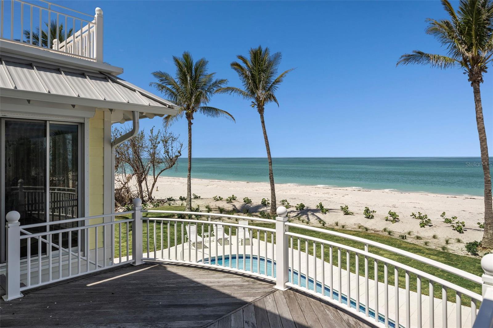 D6142460 Property Photo