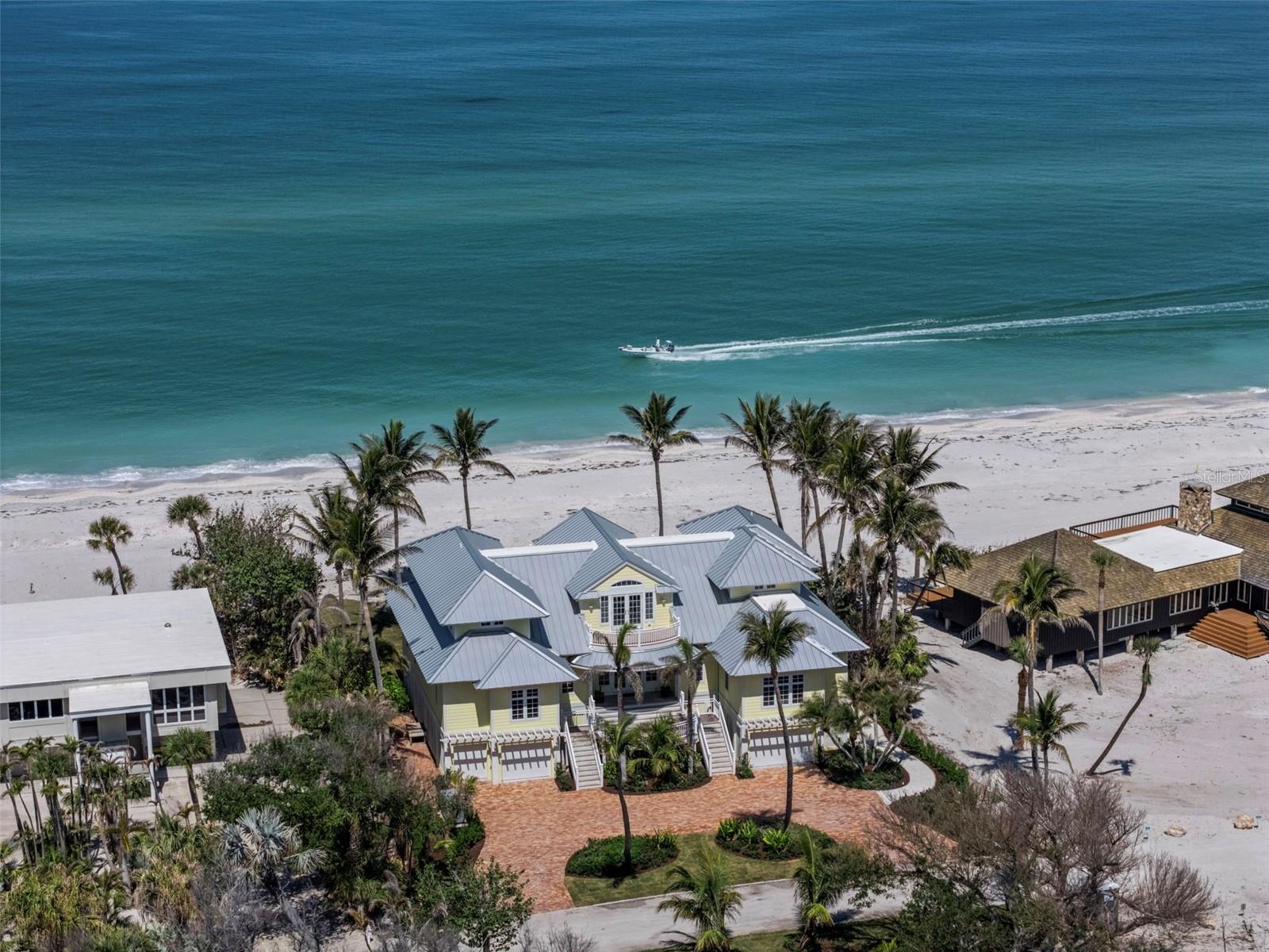 D6142460 Property Photo