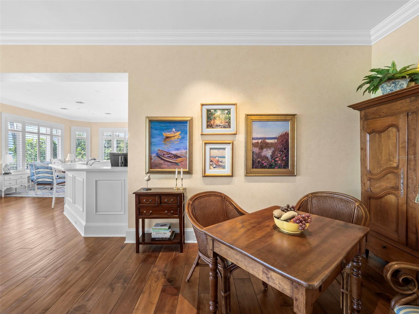 D6142460 Property Photo