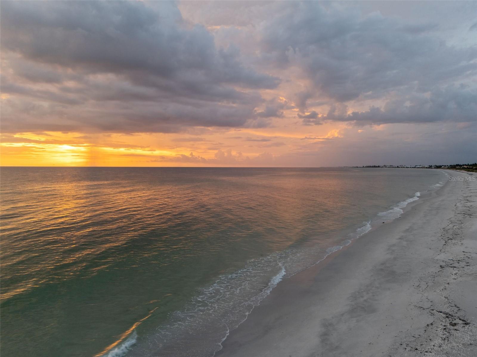 D6142460 Property Photo