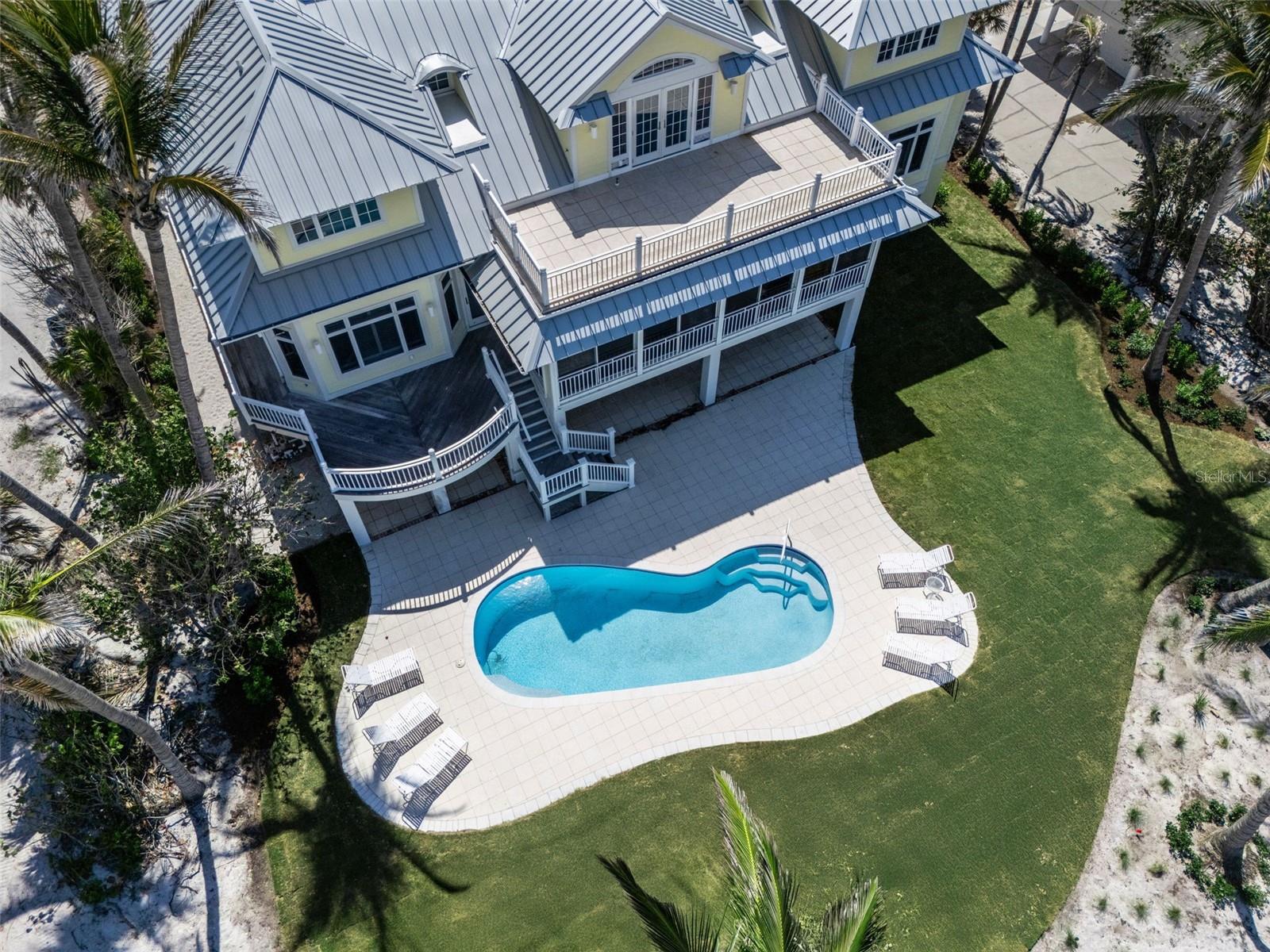 D6142460 Property Photo