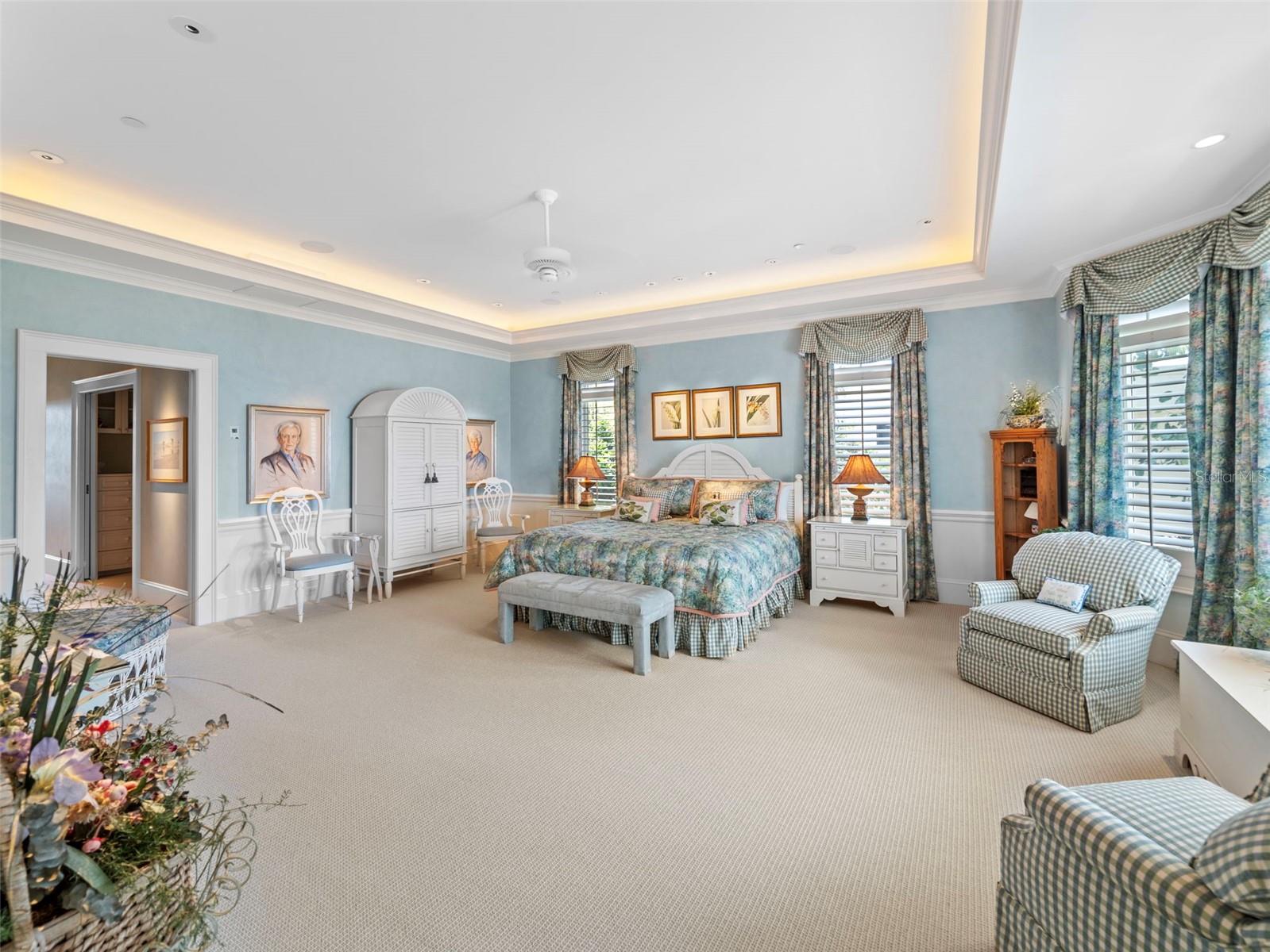 D6142460 Property Photo