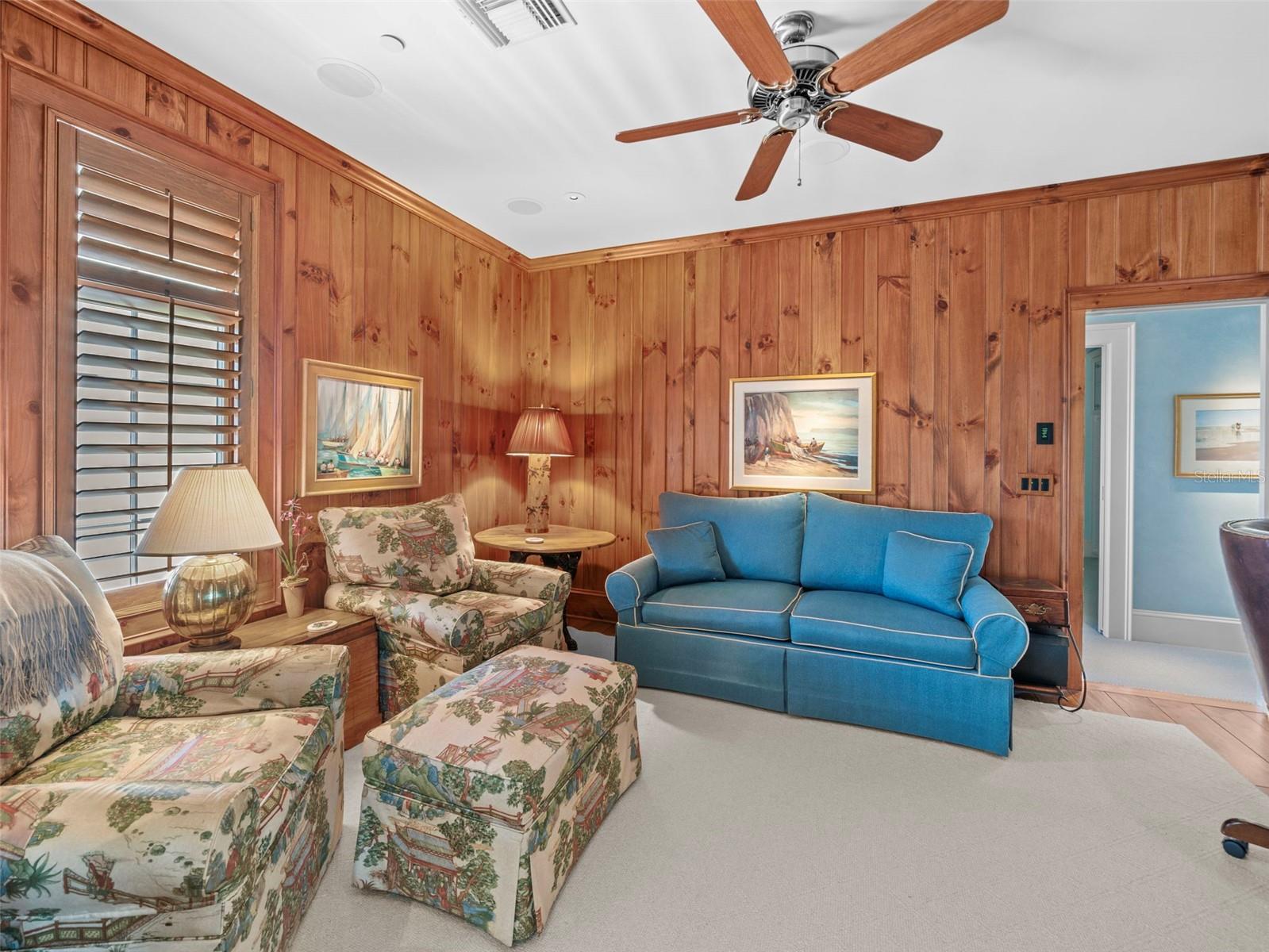 D6142460 Property Photo