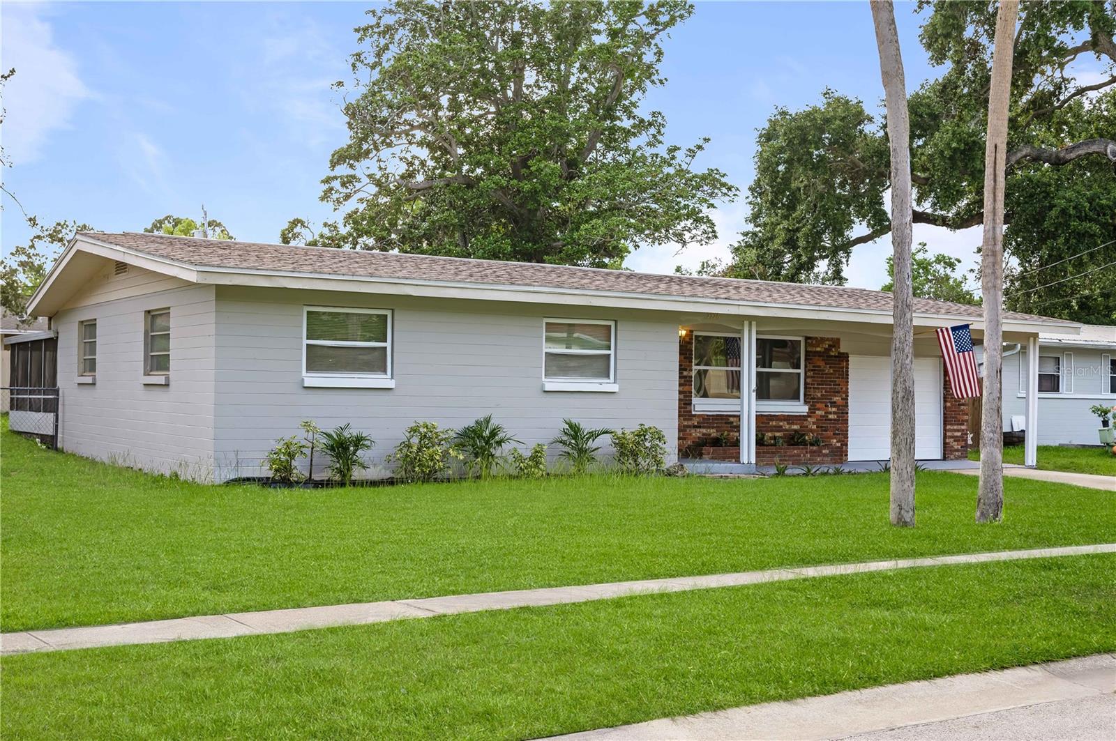 V4942878 Property Photo