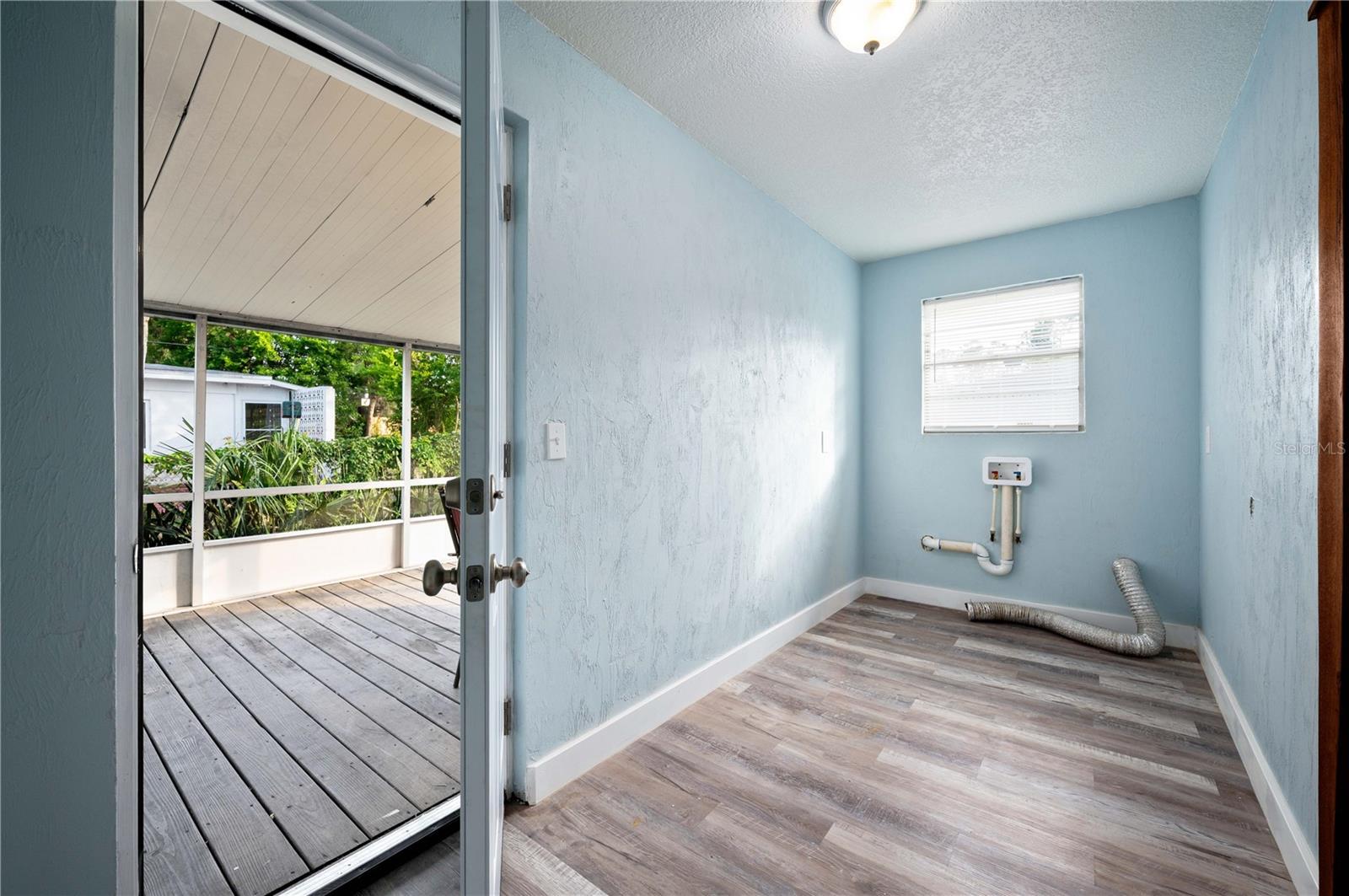V4942878 Property Photo