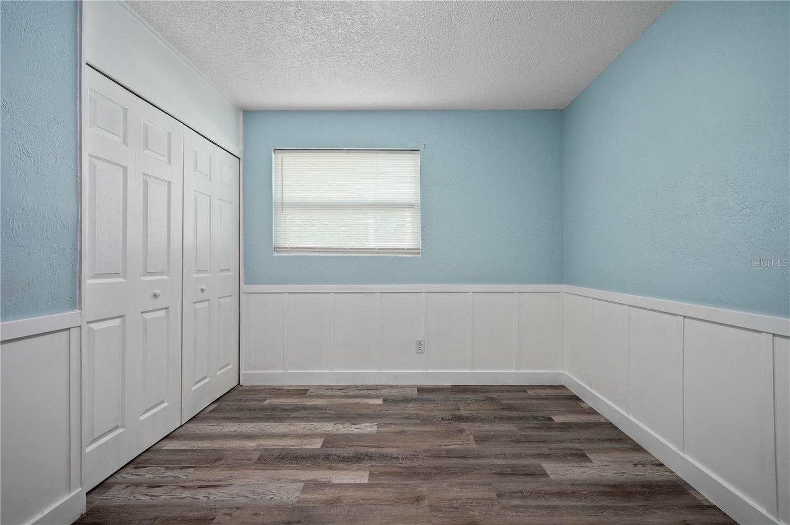 V4942878 Property Photo