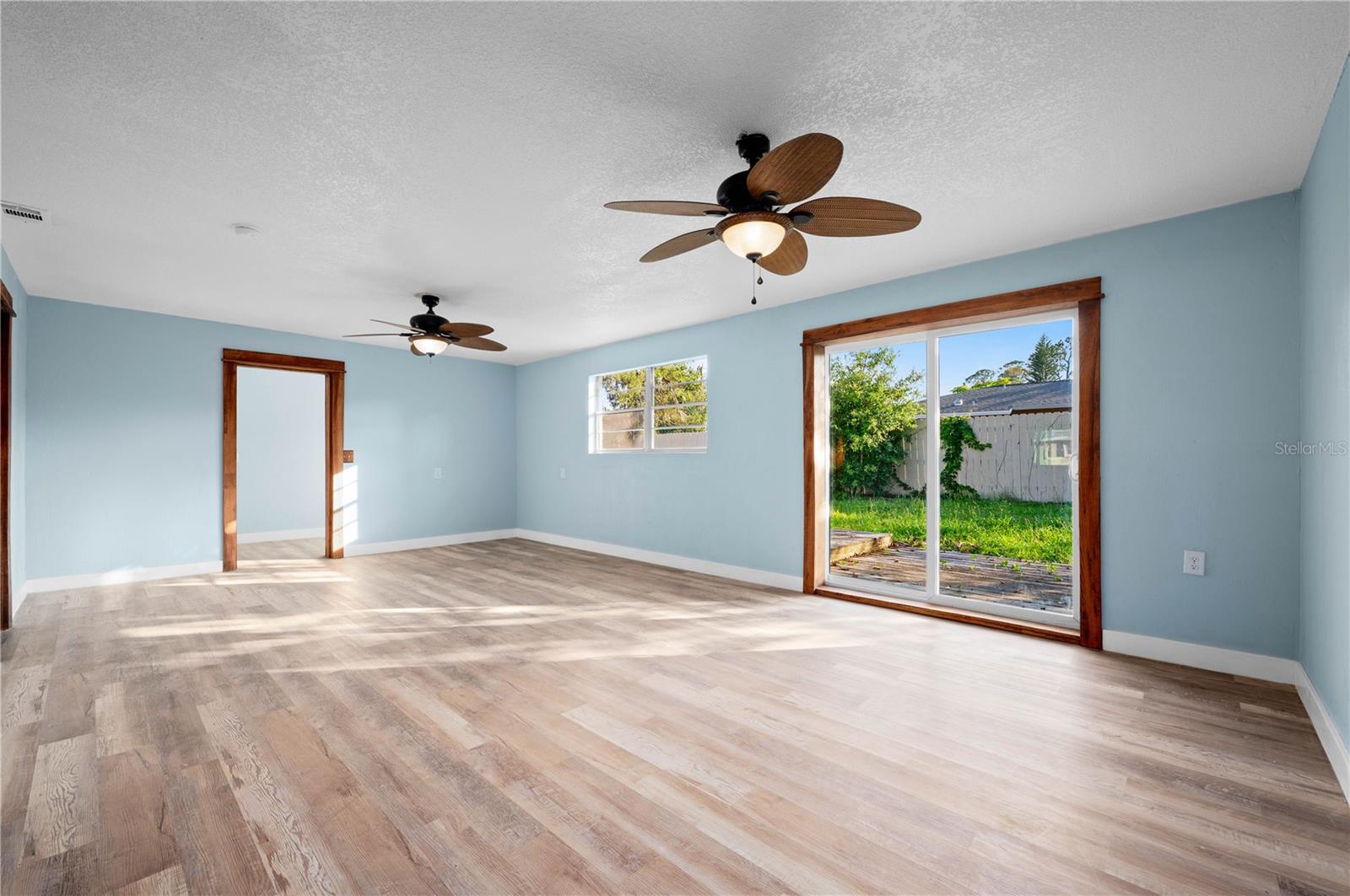V4942878 Property Photo