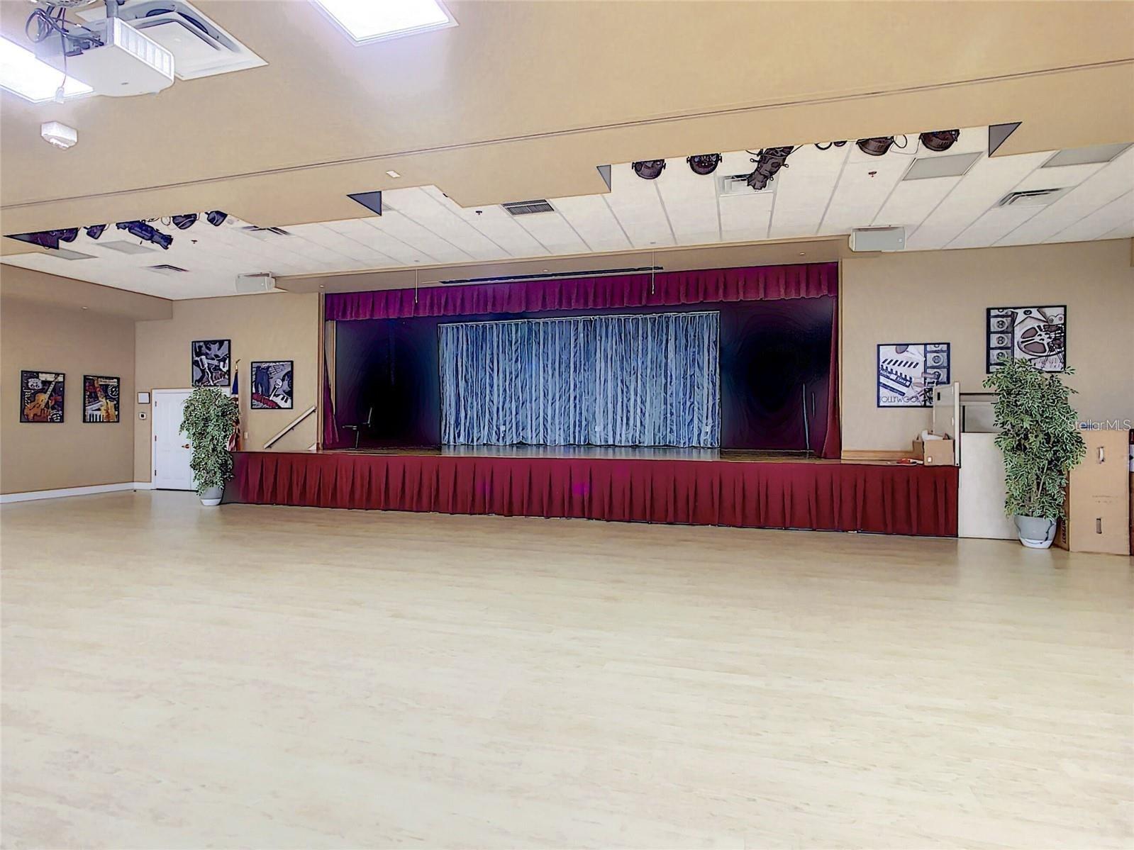 4083 CAPLAND AVE, CLERMONT, FL, 34711