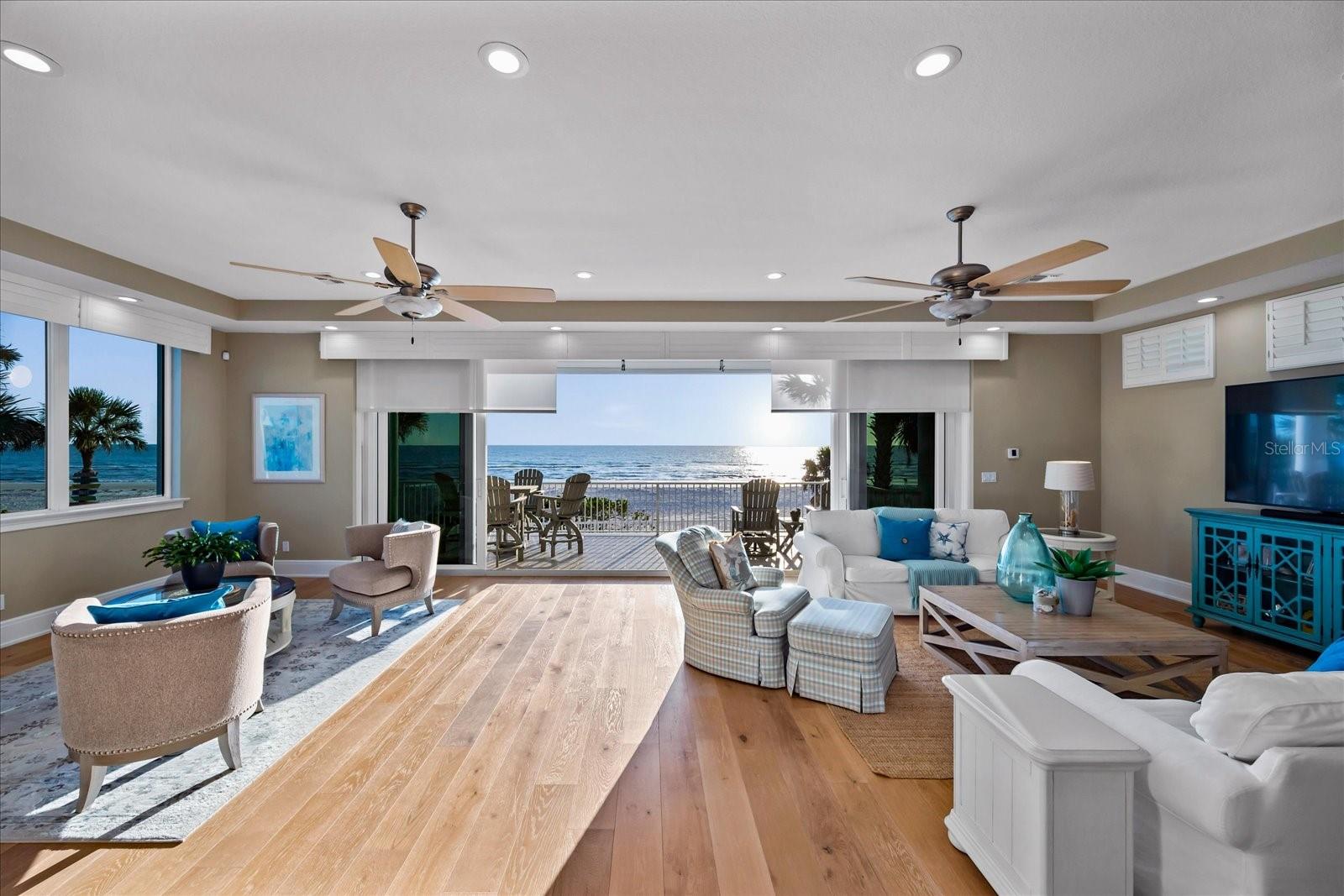 TB8389087 Property Photo