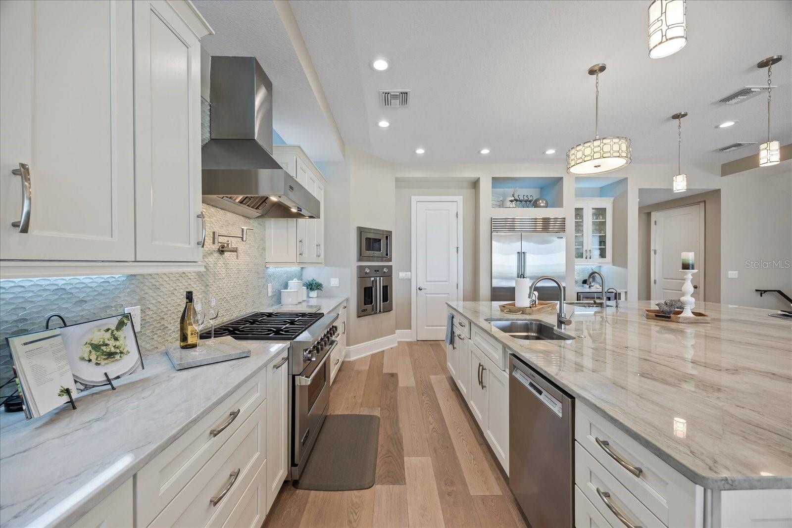 TB8389087 Property Photo