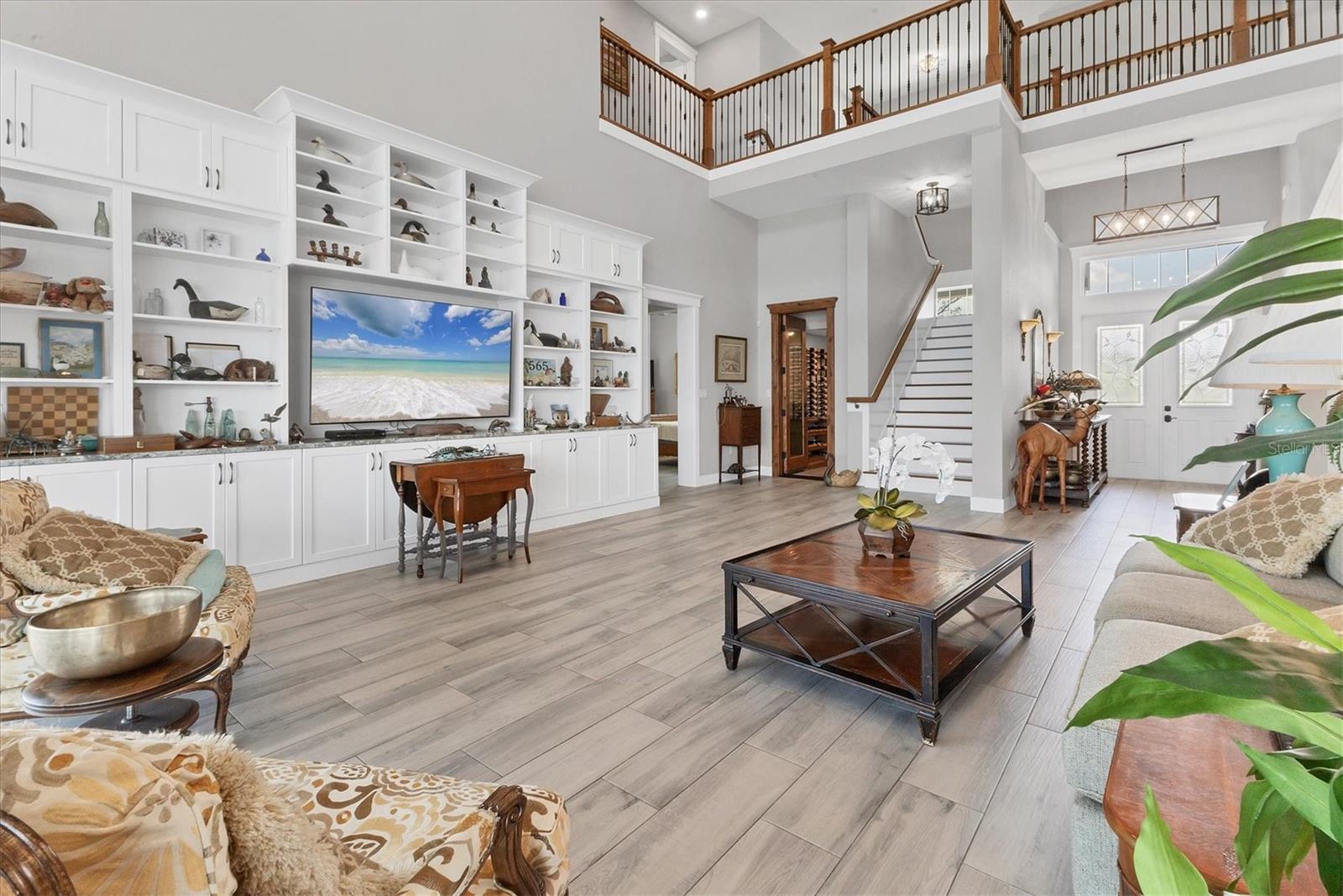 D6142467 Property Photo