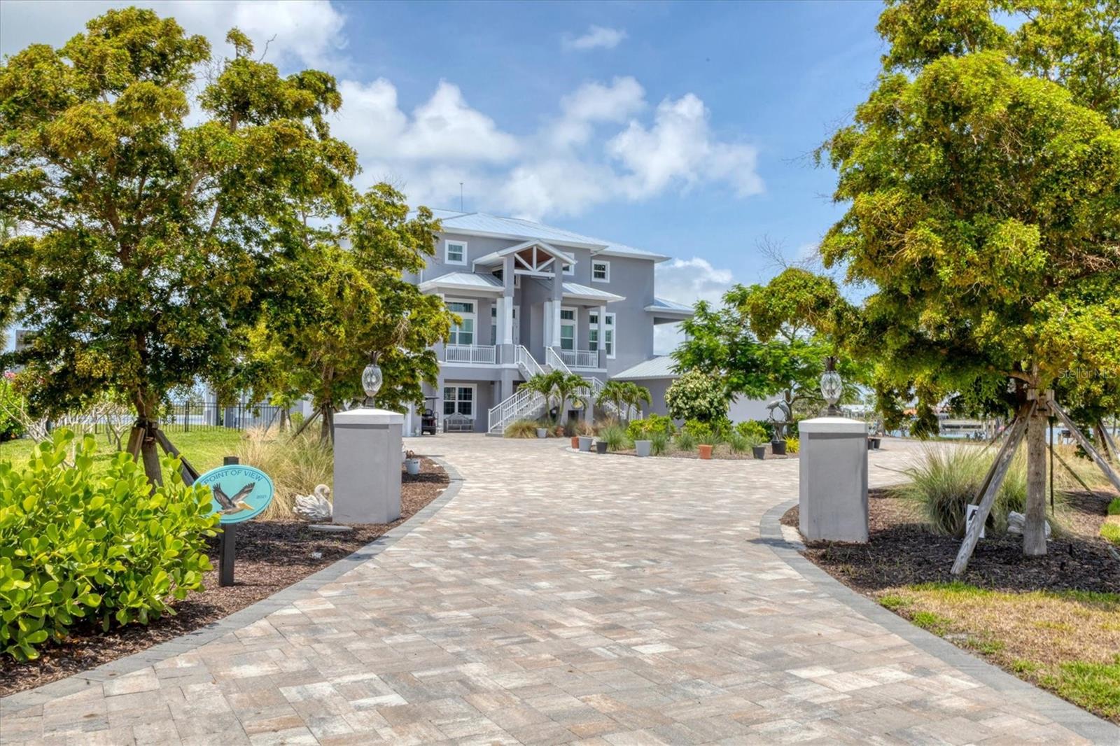 D6142467 Property Photo