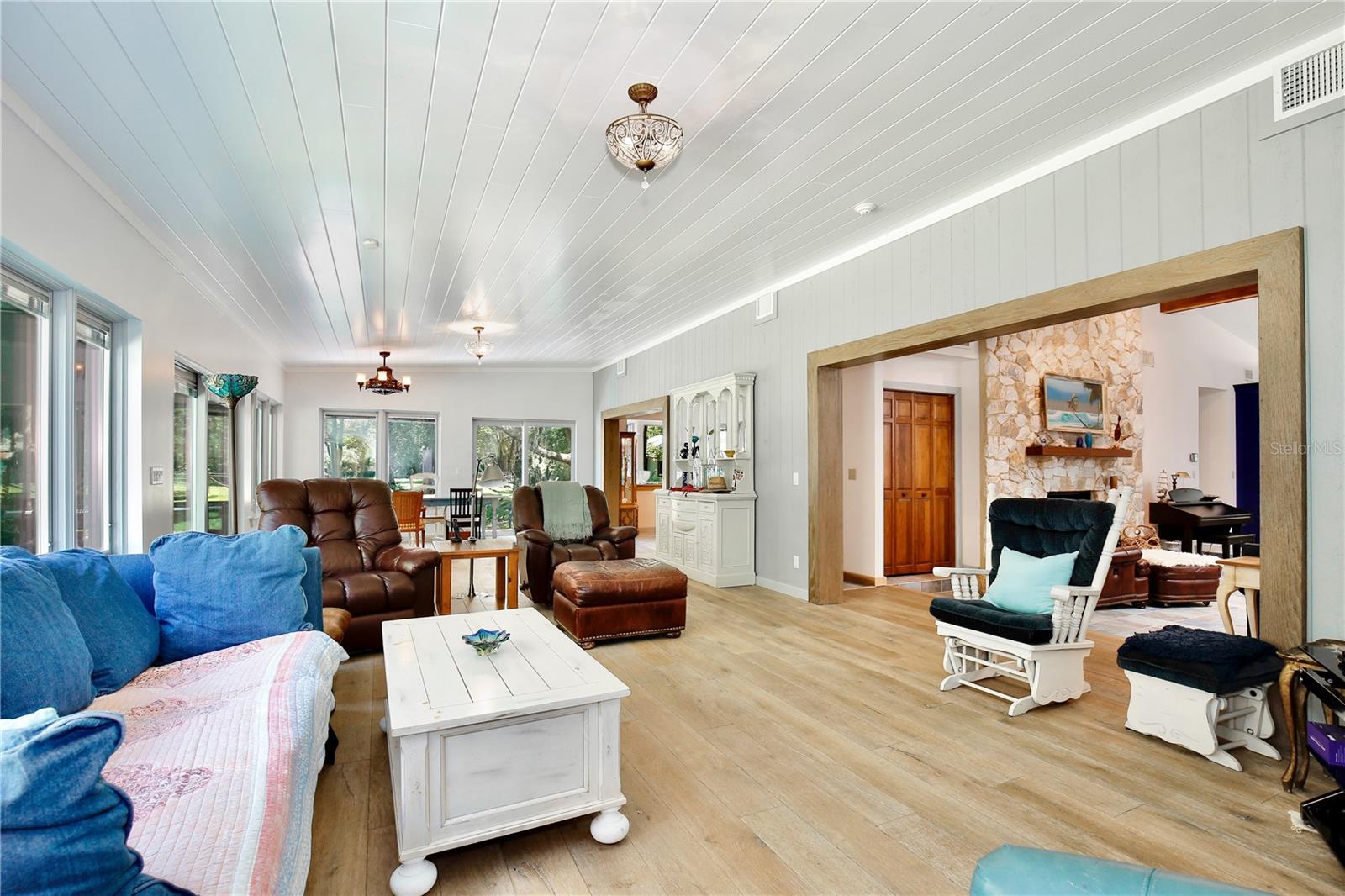 O6311609 Property Photo