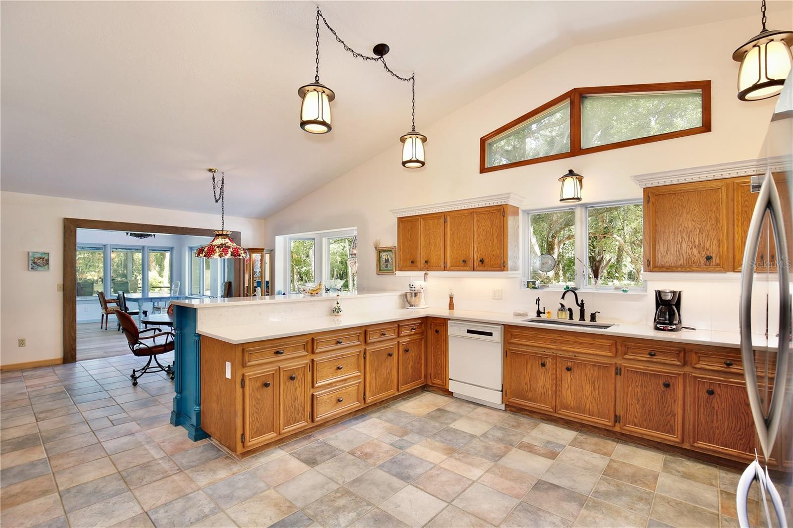 O6311609 Property Photo