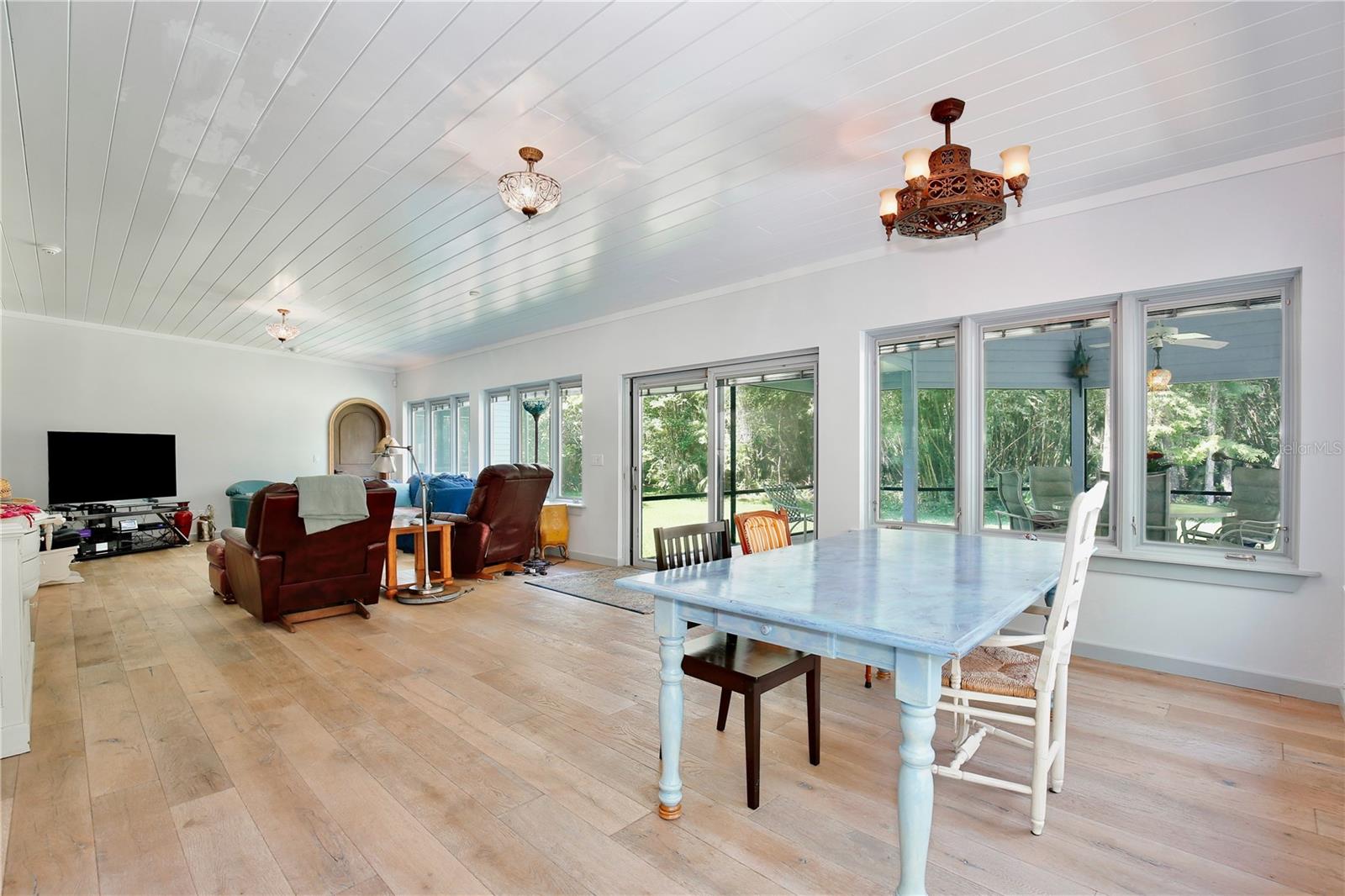 O6311609 Property Photo