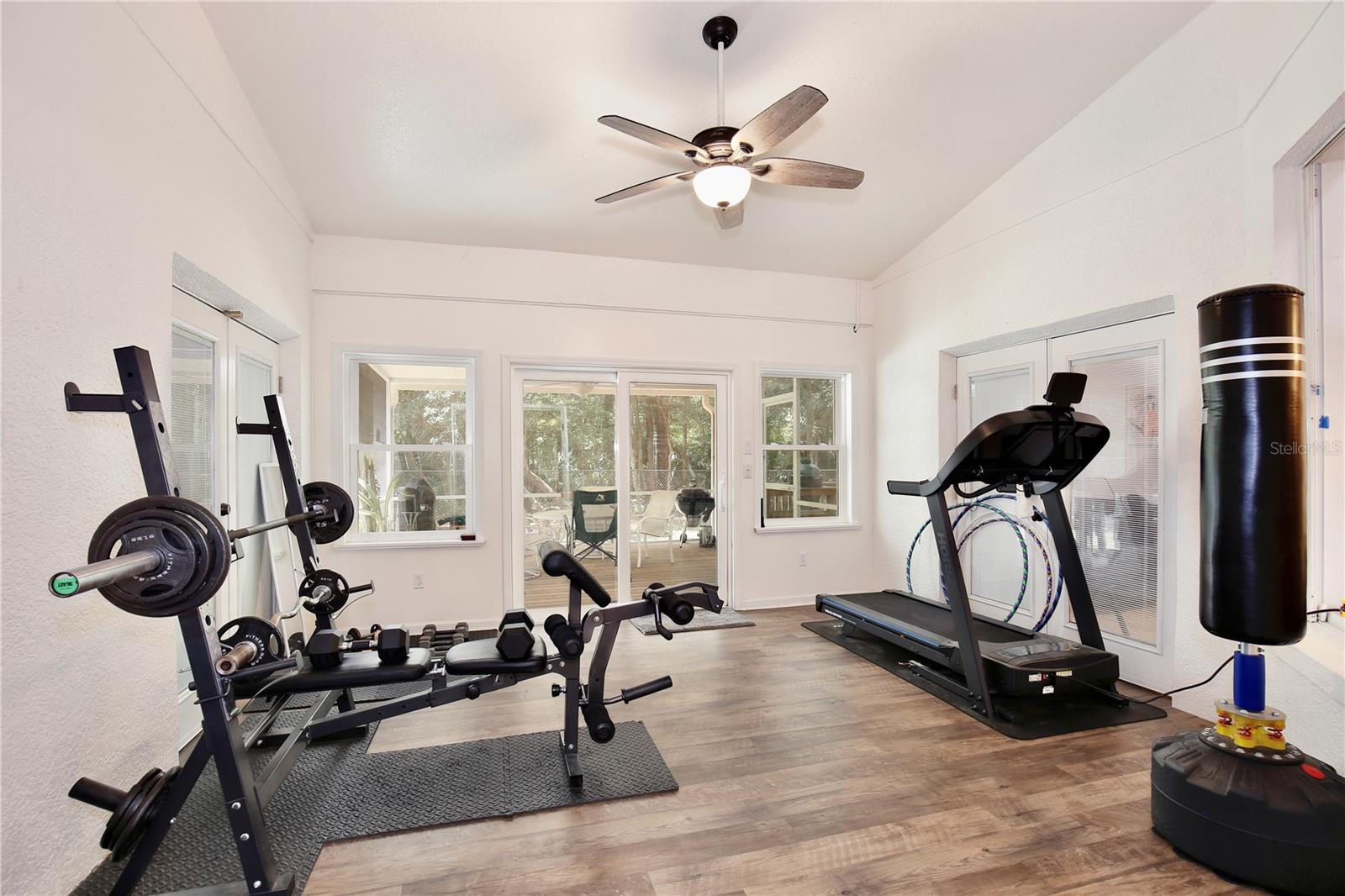 O6311609 Property Photo