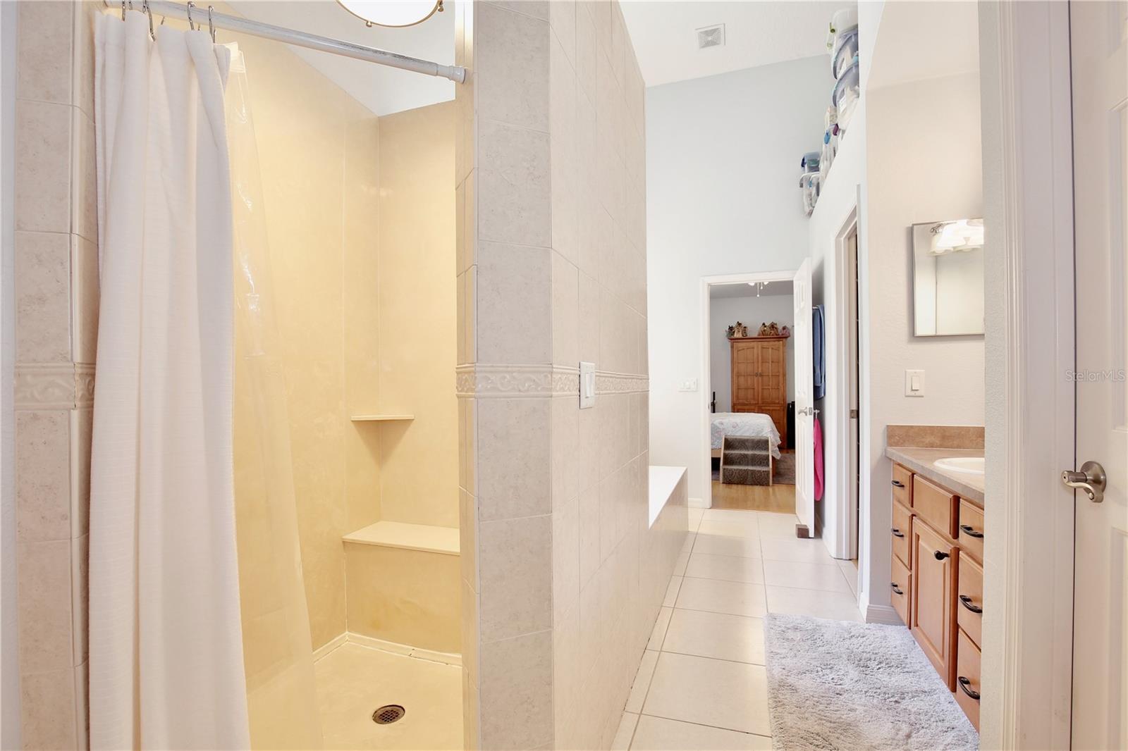 O6311609 Property Photo