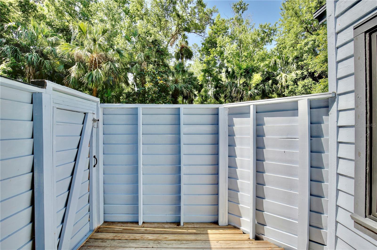 O6311609 Property Photo