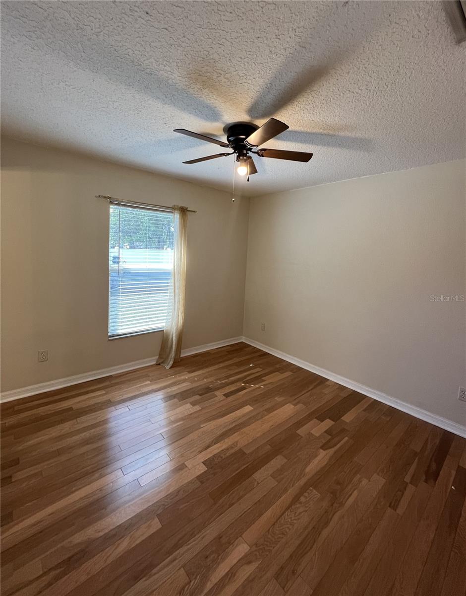 6807 KINGSTON DR, TAMPA, FL, 33619