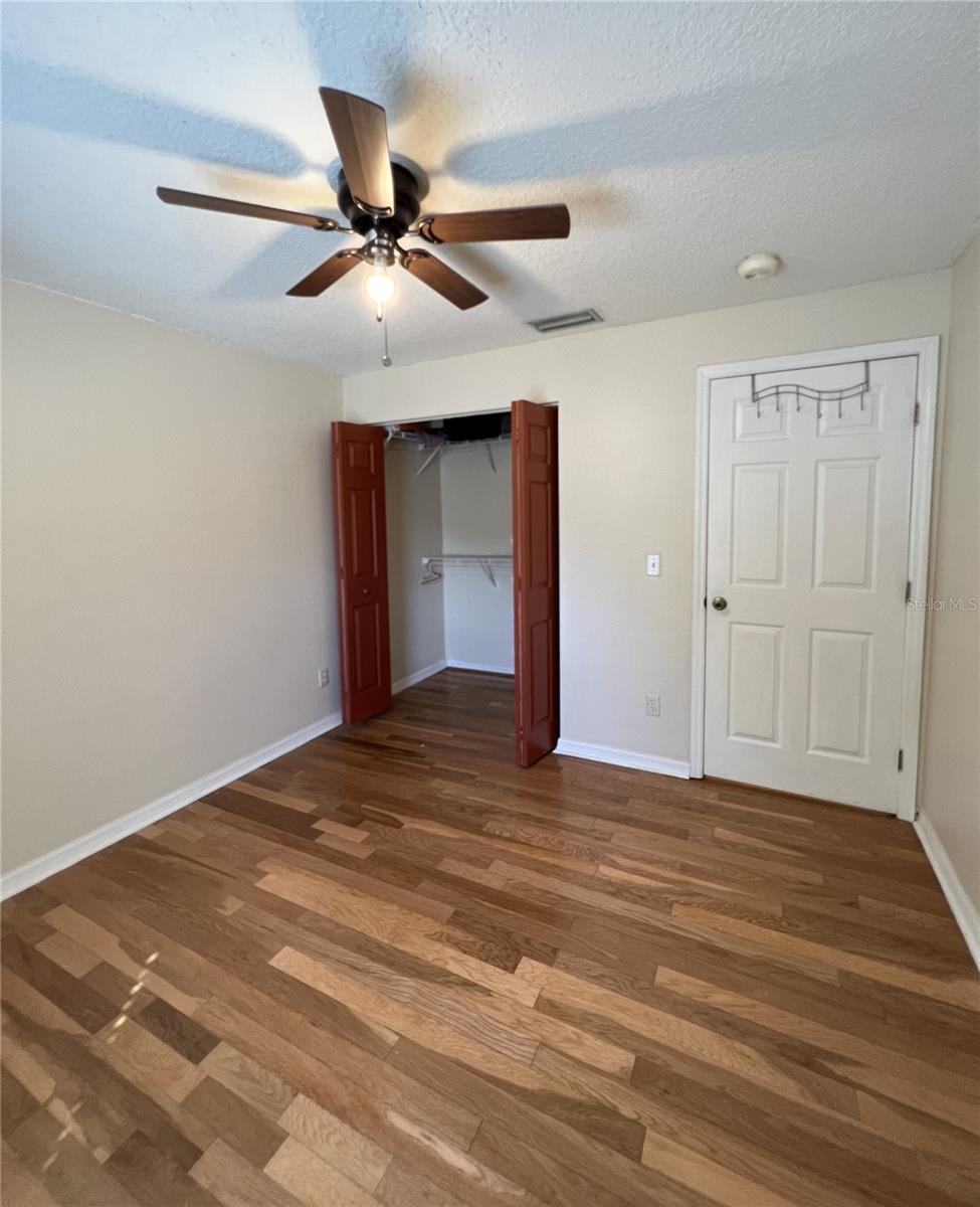 6807 KINGSTON DR, TAMPA, FL, 33619