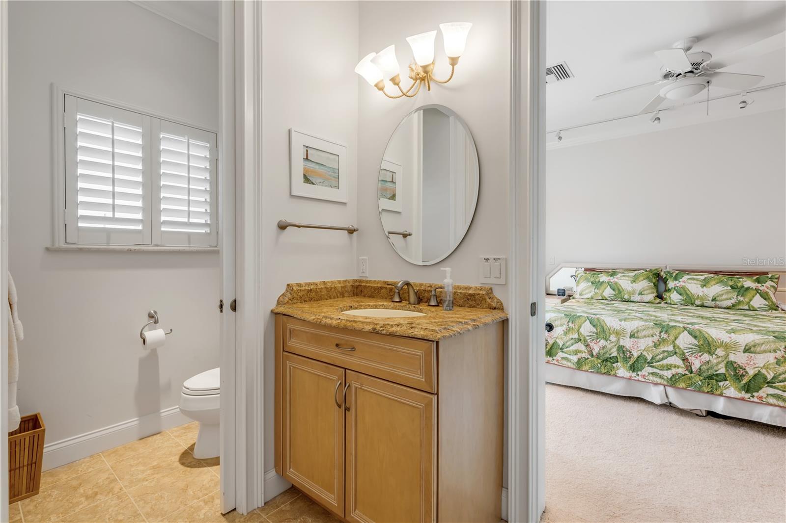 V4942890 Property Photo