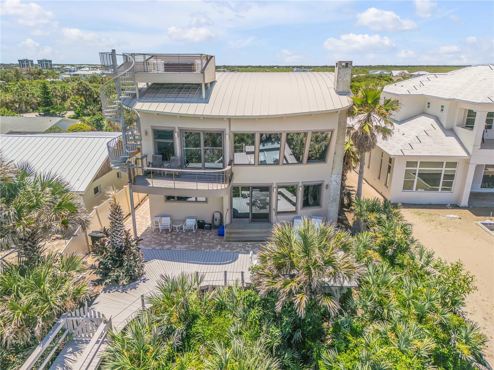 V4942890 Property Photo