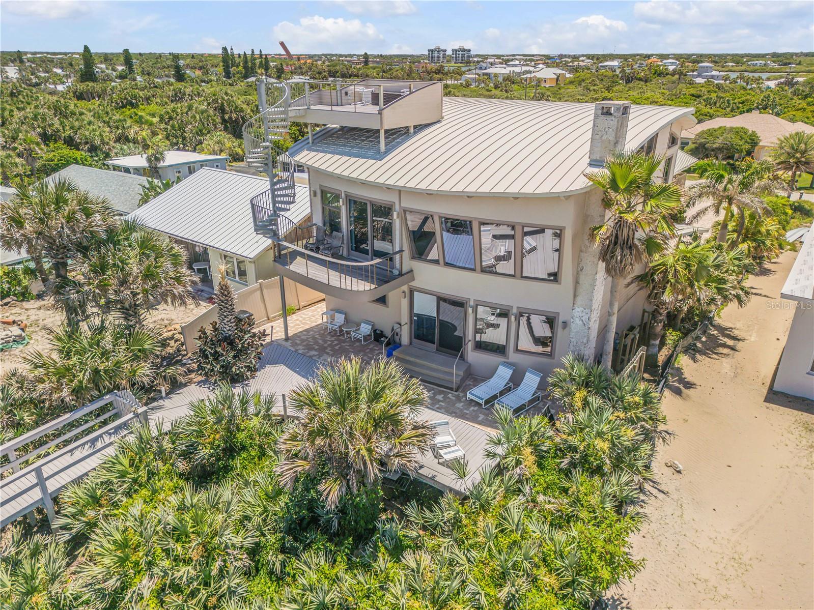 V4942890 Property Photo