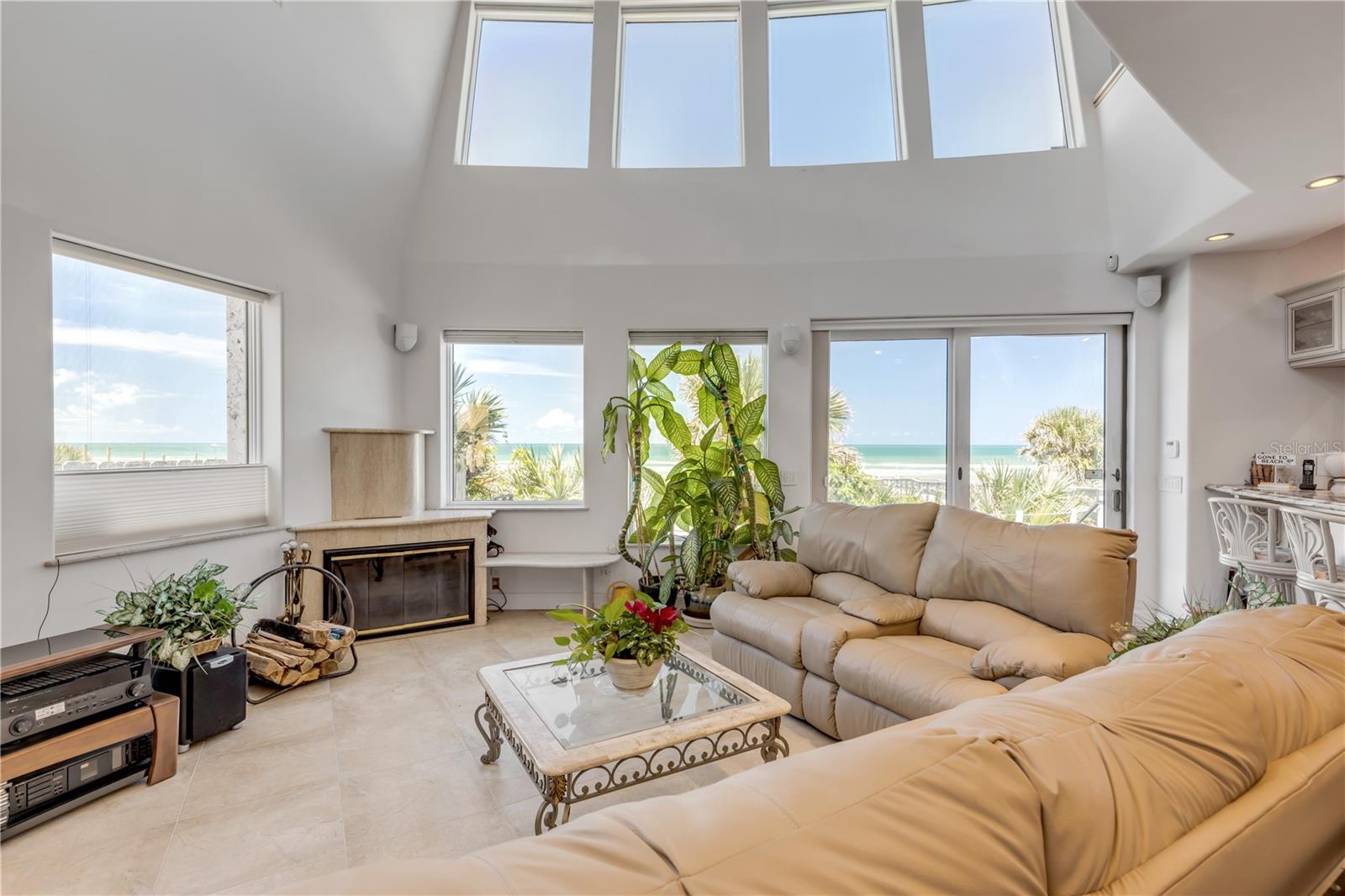 V4942890 Property Photo