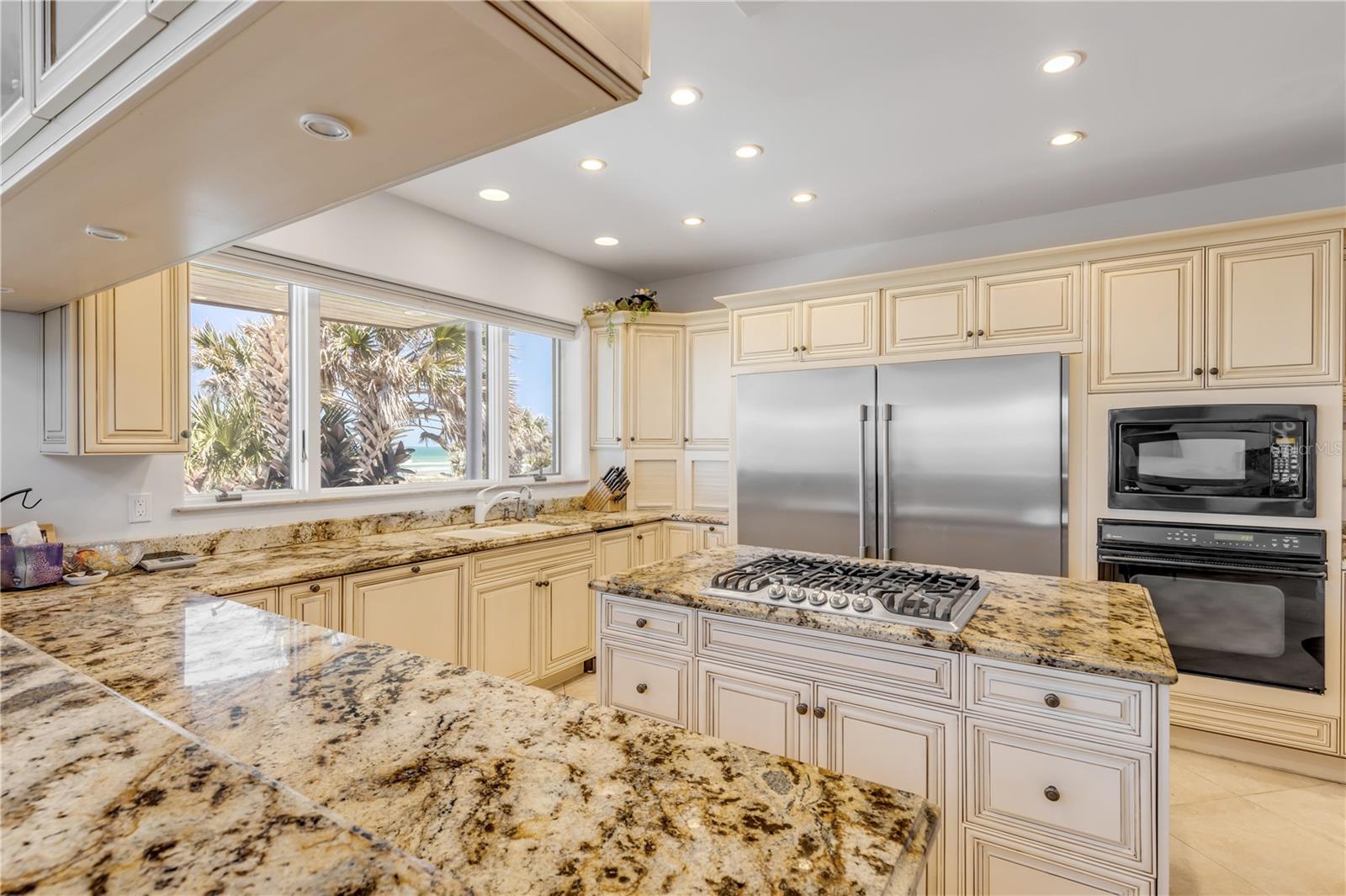 V4942890 Property Photo