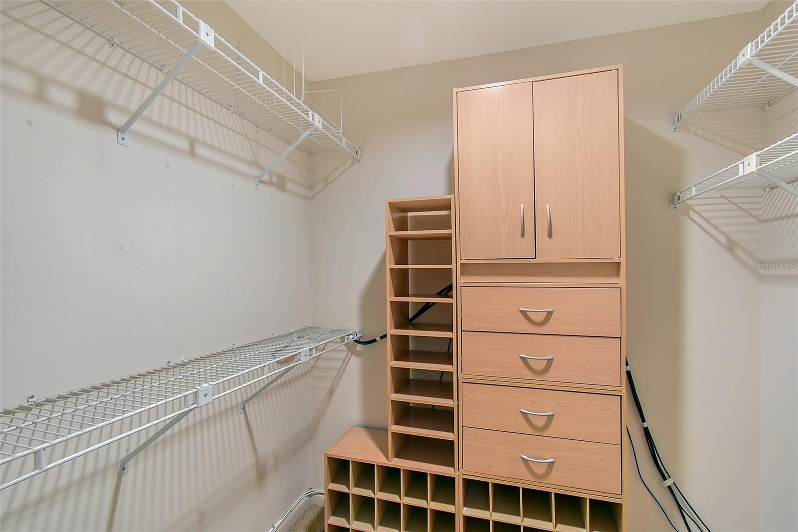 A4653559 Property Photo