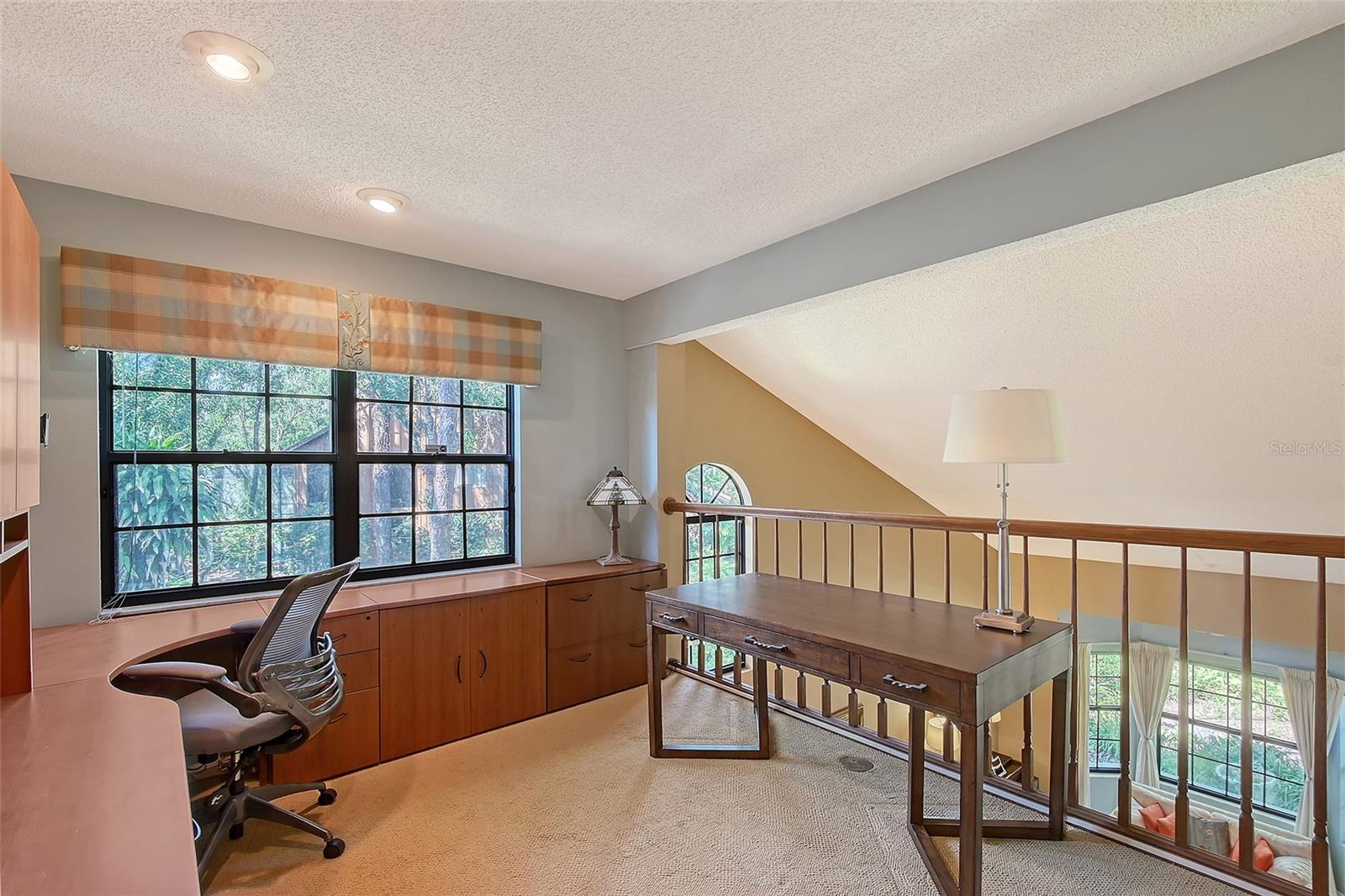 A4653559 Property Photo