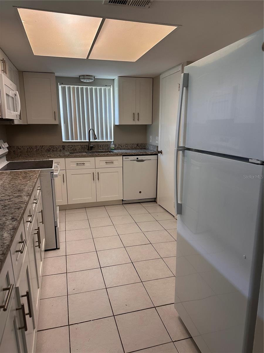 2408 SWAILES DR #6, ORLANDO, FL, 32837