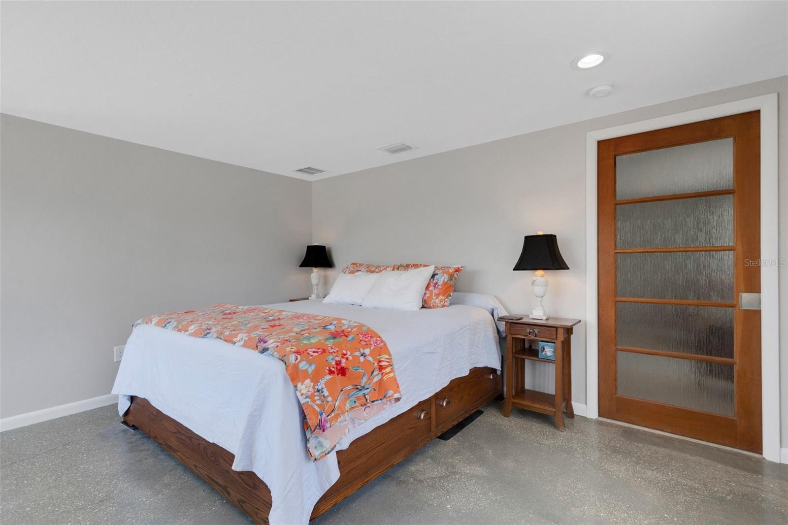 A4653633 Property Photo