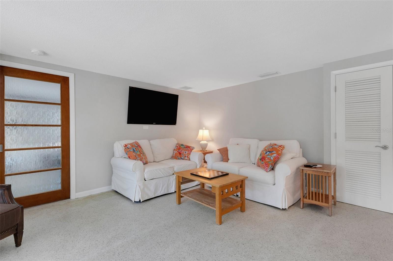 A4653633 Property Photo