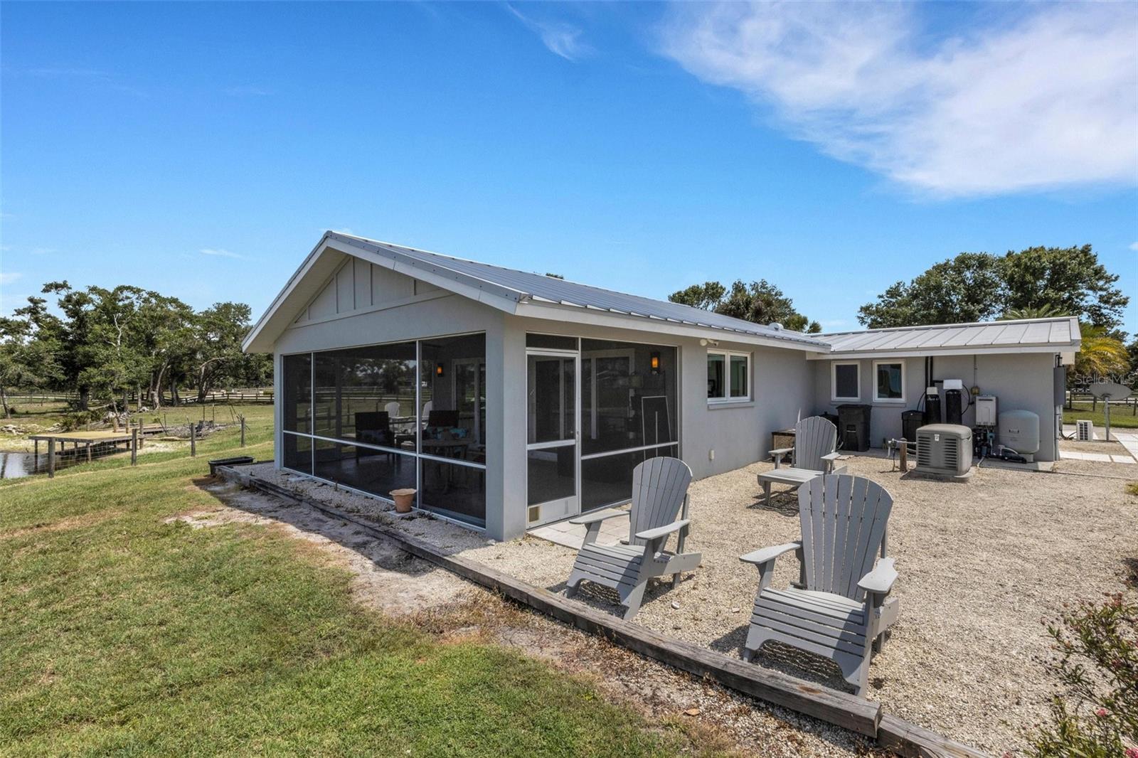 A4653633 Property Photo
