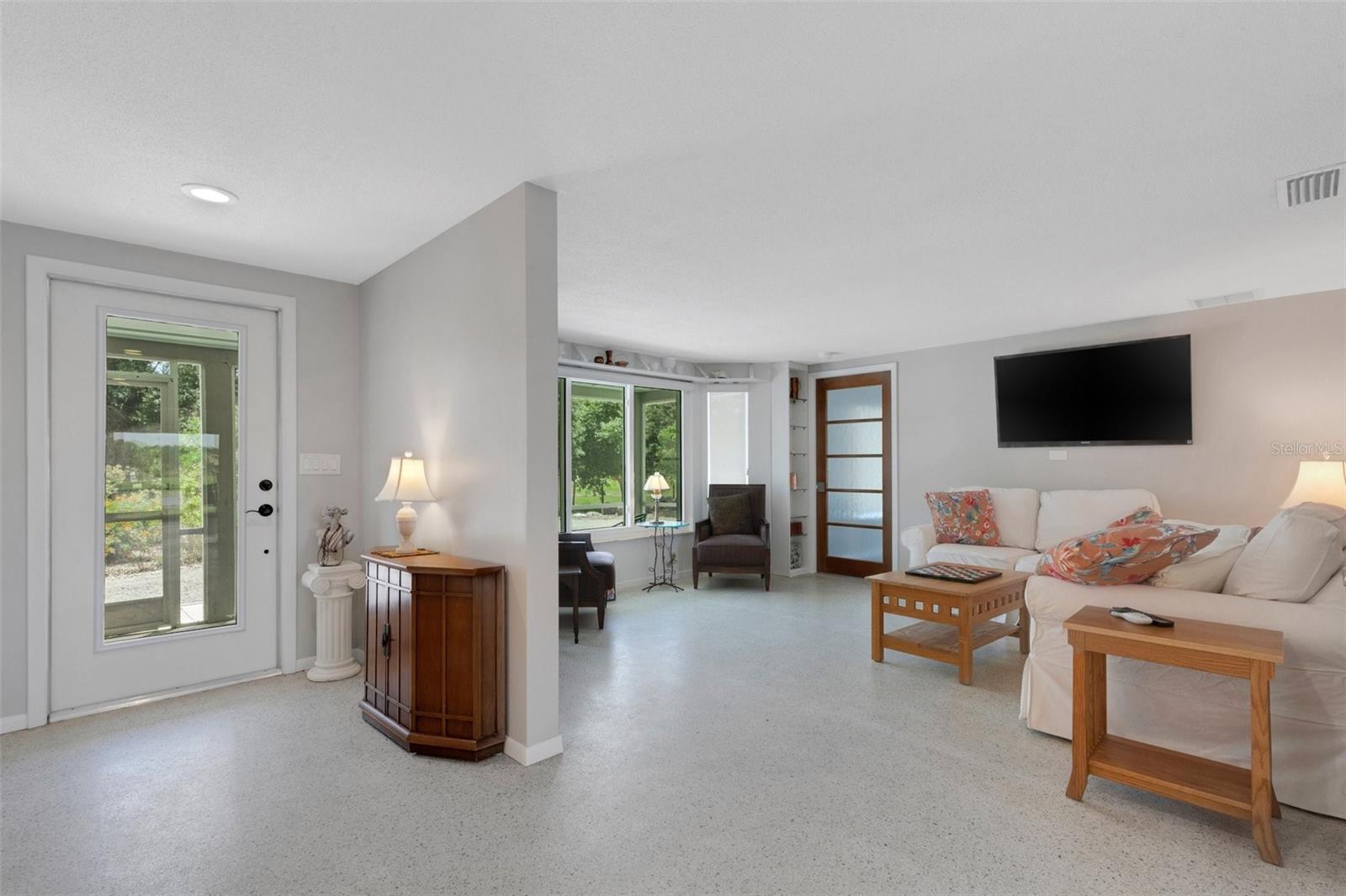 A4653633 Property Photo