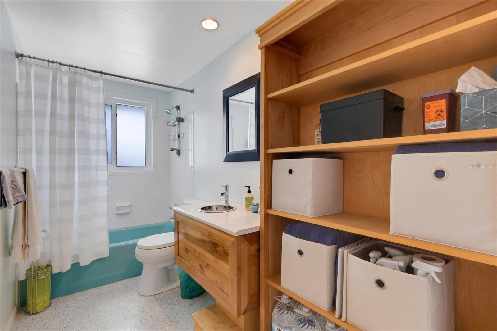 A4653633 Property Photo
