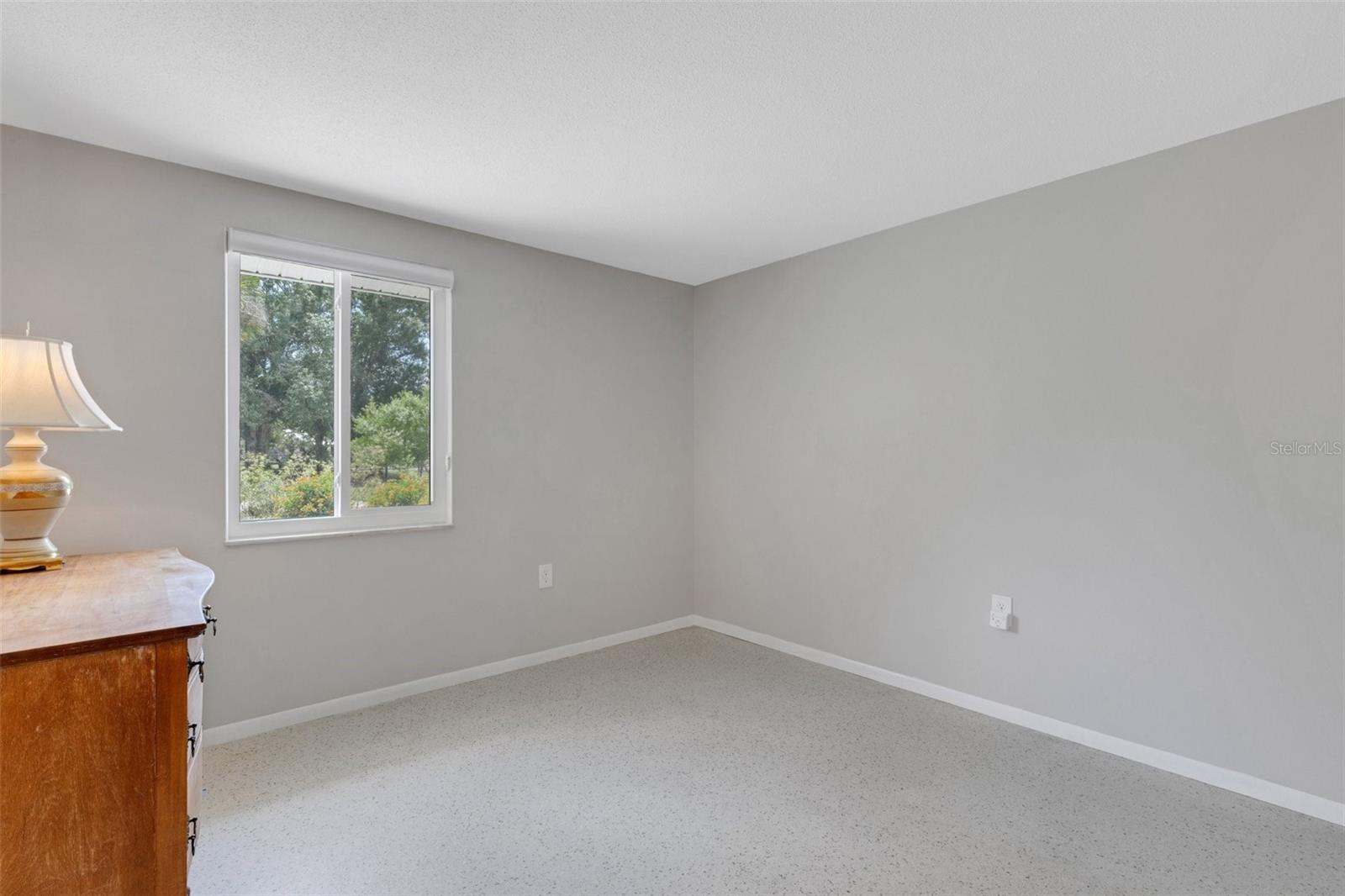 A4653633 Property Photo