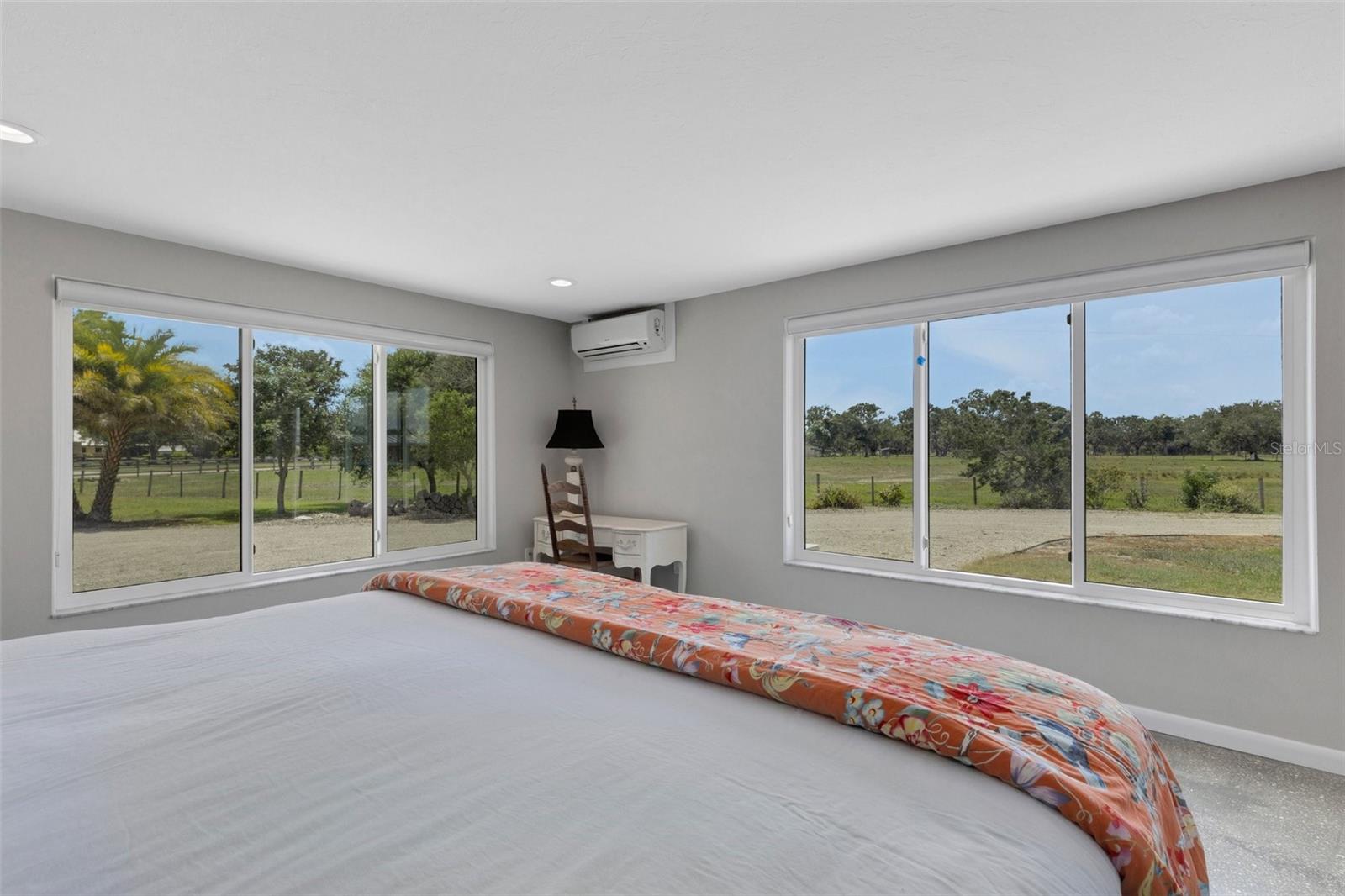 A4653633 Property Photo