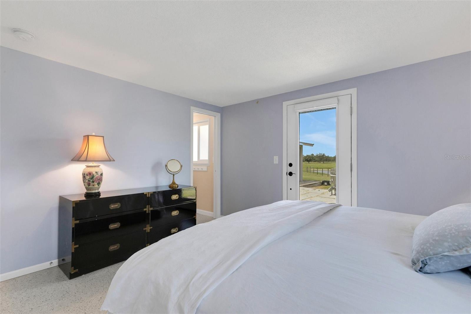 A4653633 Property Photo
