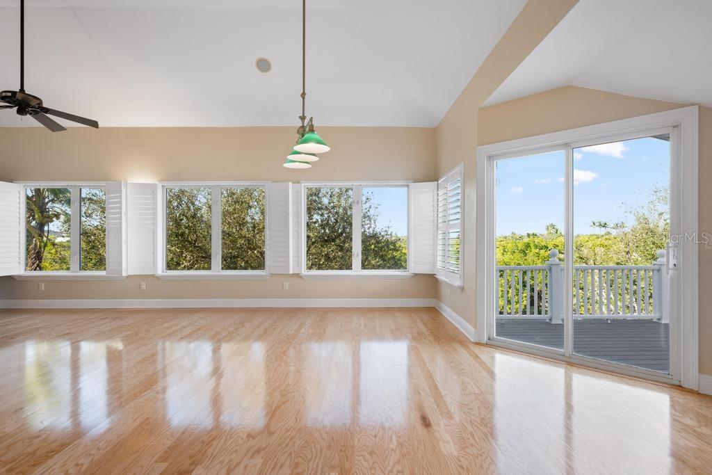 A4653661 Property Photo