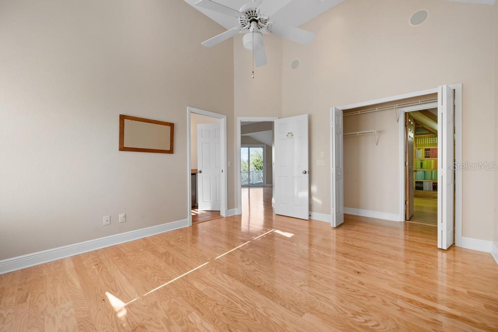 A4653661 Property Photo