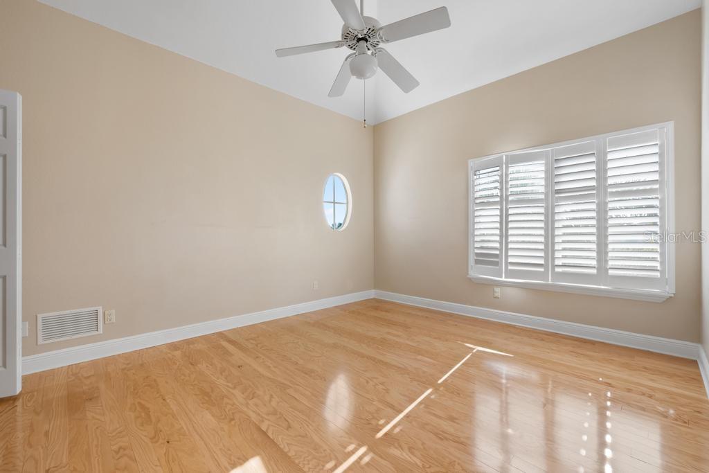 A4653661 Property Photo