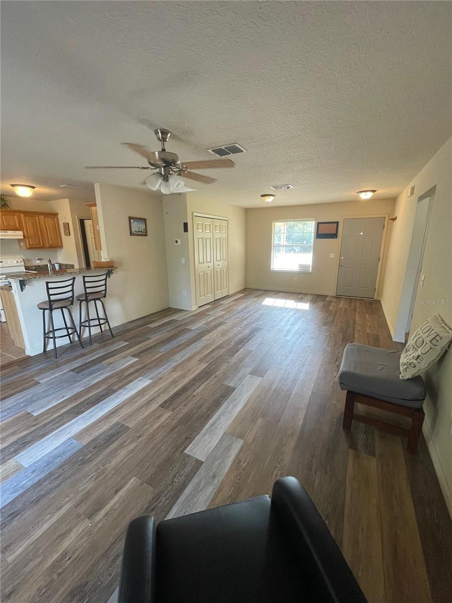 24 MALAUKA TER, OCKLAWAHA, FL, 32179