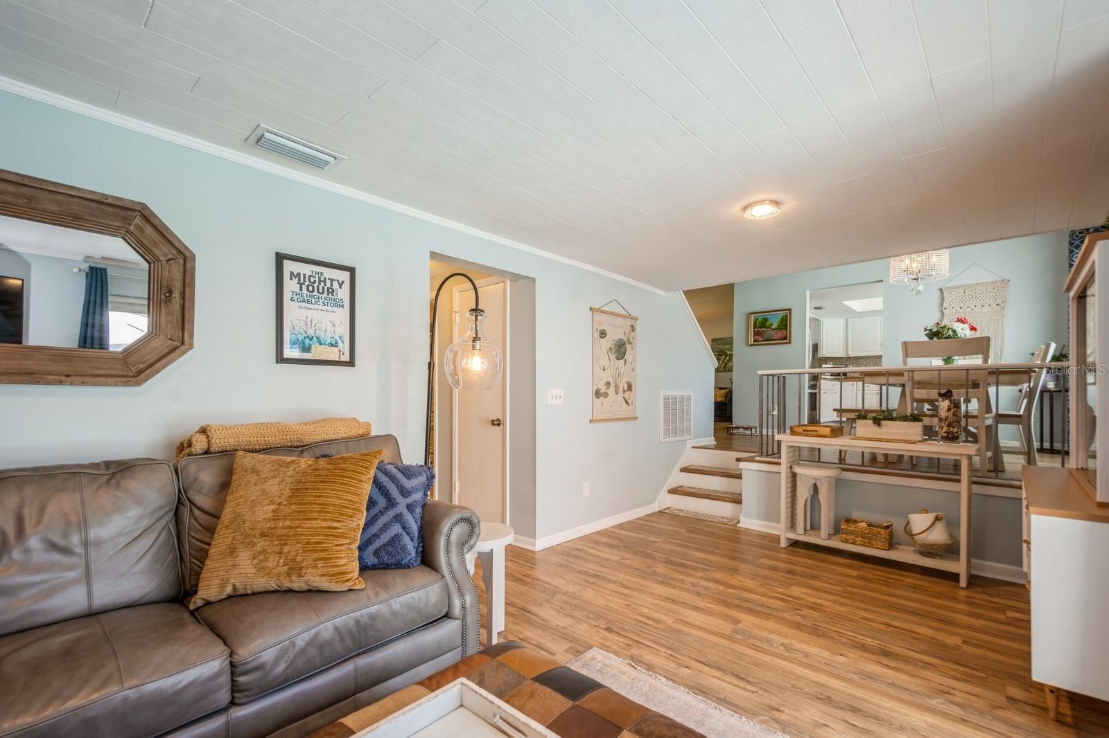 4204 NORTHWIND LN, TAMPA, FL, 33624