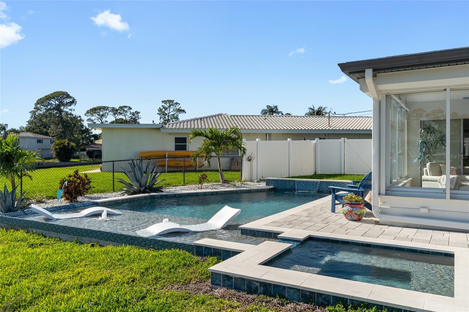 5101 HUNTINGTON CIR NE, ST PETERSBURG, FL, 33703