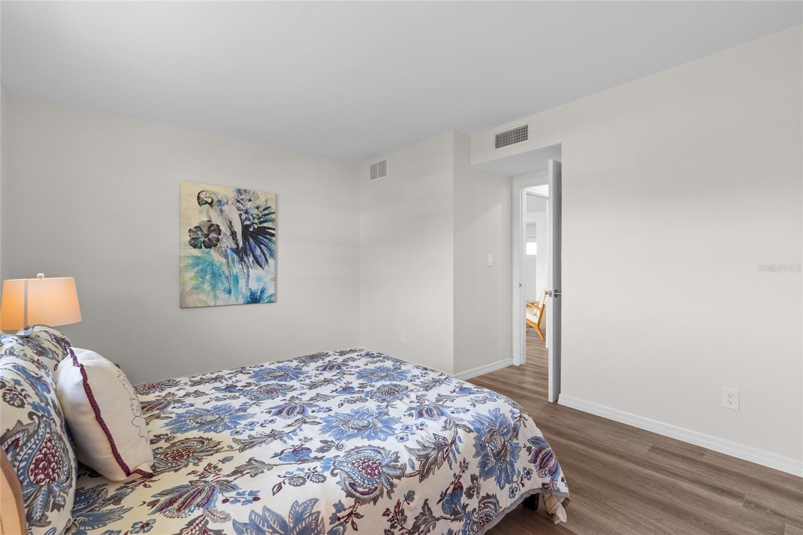 5101 HUNTINGTON CIR NE, ST PETERSBURG, FL, 33703