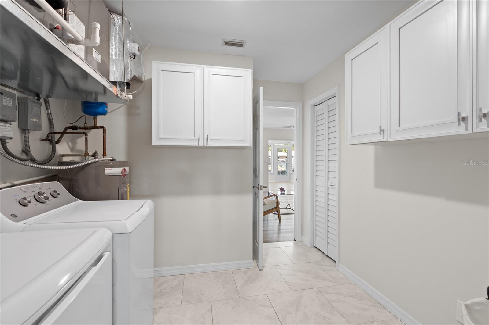 5101 HUNTINGTON CIR NE, ST PETERSBURG, FL, 33703